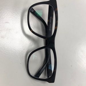 Meet your Posher, Dudley